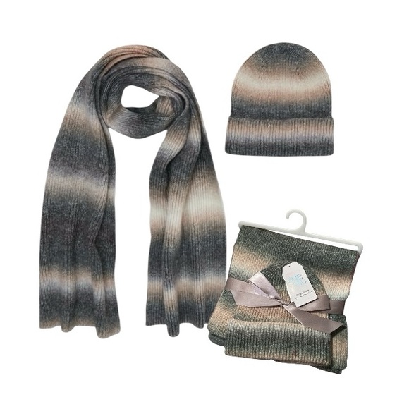 Time And Tru Ombre Tie Dye Beanie And Scarf Set - Picture 10 of 10